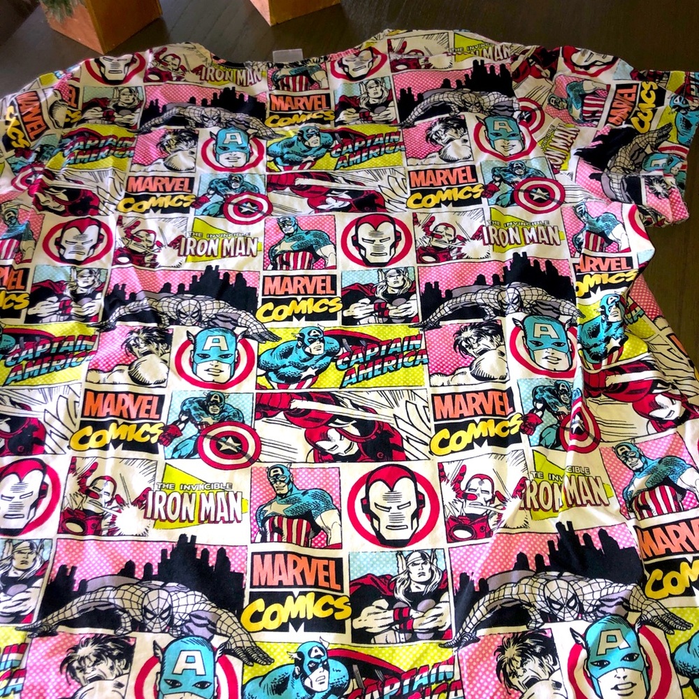 Marvel ❤️ uniform top Sz 2X